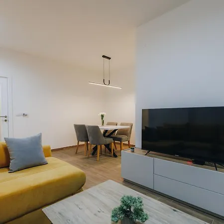 Lust Premium Iv Center Park