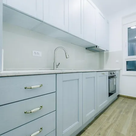 Lust Premium Iv Center Park Apartment *