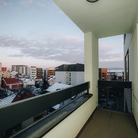 Lust Premium Iv Center Park