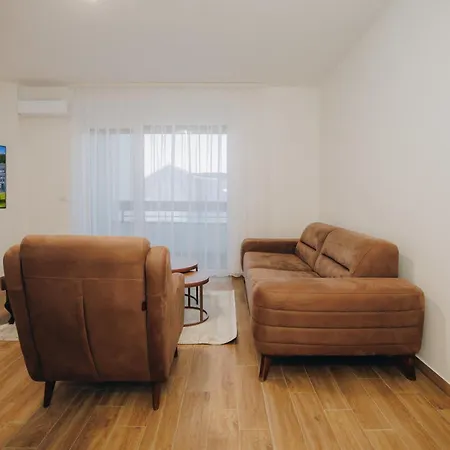 Apartment Lust Premium Iv Center Park Kragujevac