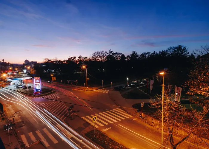 Lust Premium Iv Center Park Apartmán Kragujevac