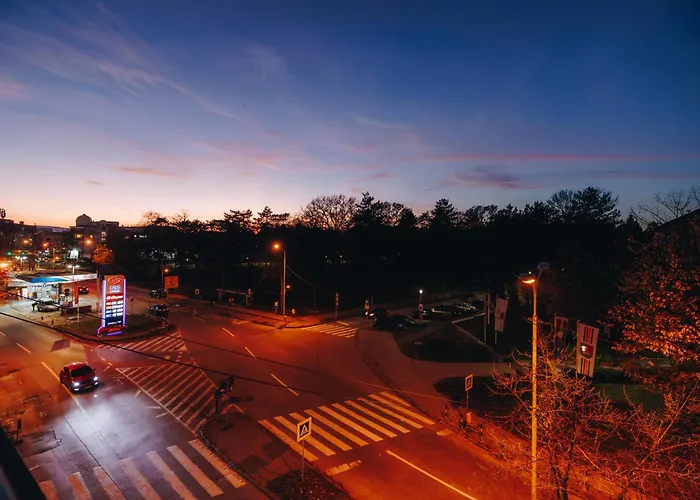 Lust Premium Iv Center Park Apartmán Kragujevac