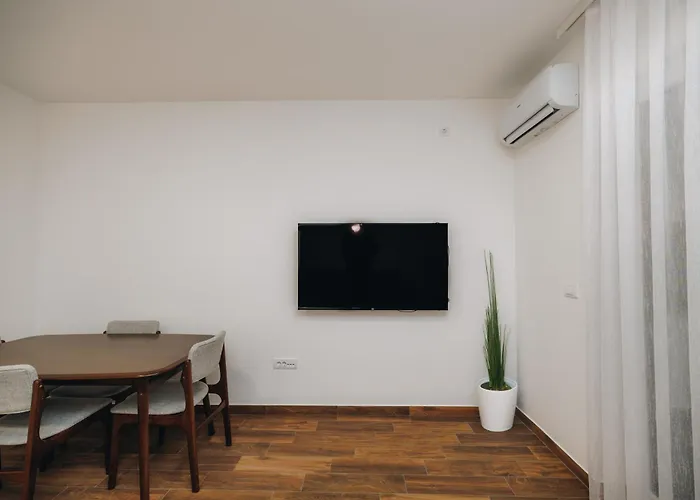 Lust Premium Iv Center Park Apartmán *