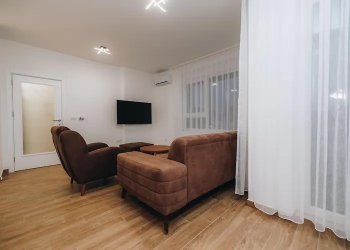 Lust Premium Iv Center Park * Kragujevac